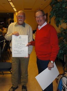 Gezel-certificaat voor Wim van Ommeren (links)